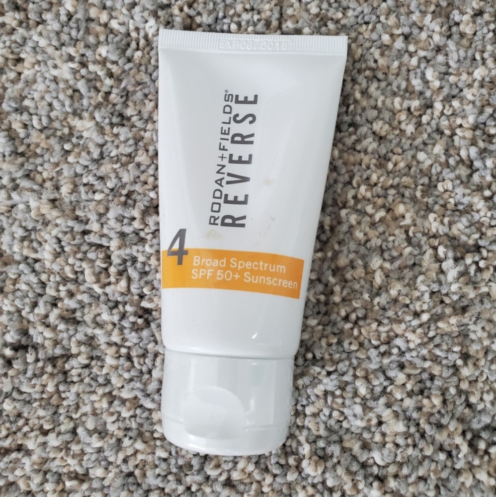 R&F Sunscreen Moisturizer